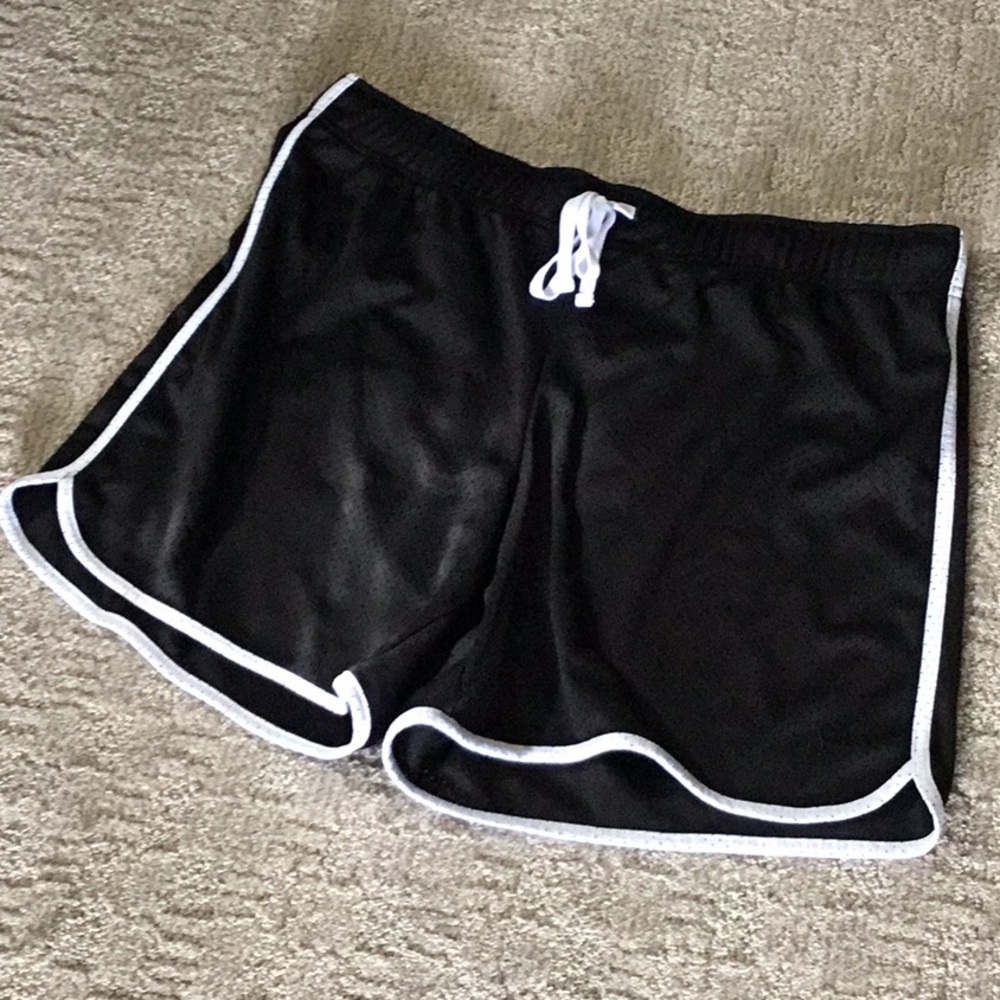 Danskin blk shorts size XL